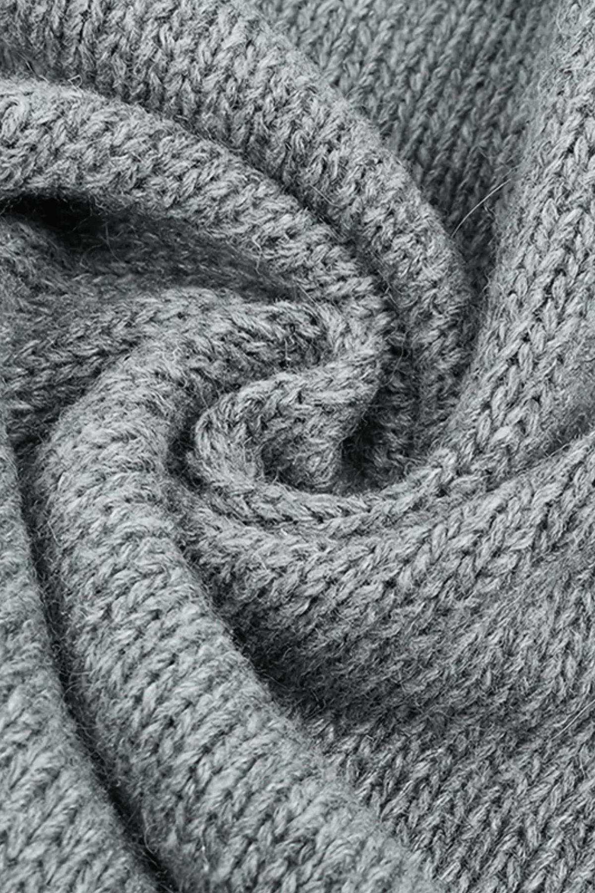 Women's lightweight cardigan - Breathable and versatile