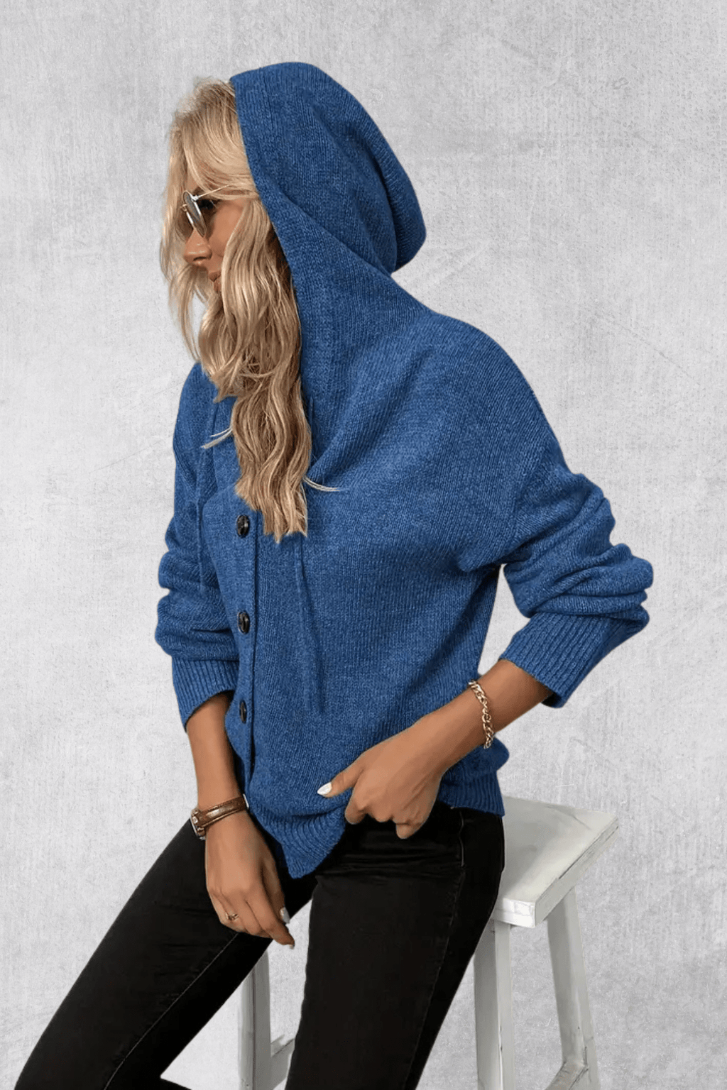 Women's lightweight cardigan - Breathable and versatile